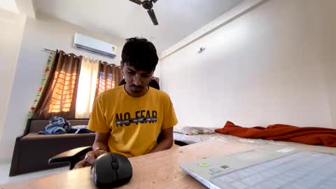 Mask Boy online show from March 6, 3:35 am