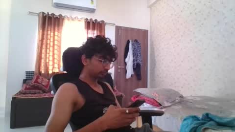 Mask Boy online show from October 8, 3:04 am