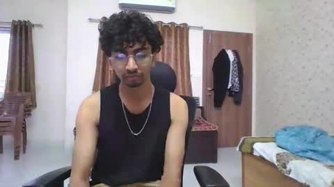 Mask Boy online show from October 26, 2:06 am