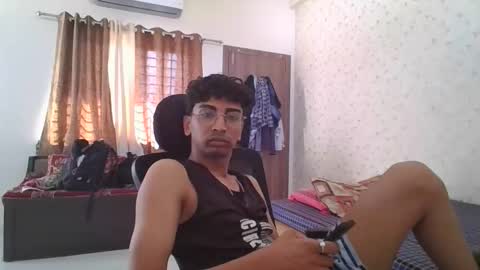 Mask Boy online show from November 5, 4:01 am