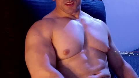 masked_bodybuilder online show from January 26, 1:52 am