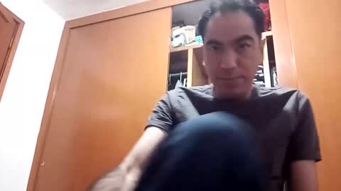 Snapshot of masked_latin_noir chatting on February 16, 5:58 am Masked Latin Noir online show from February 16, 5:58 am