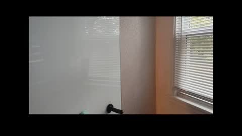 Snapshot of maskedcontrastx chatting on October 23, 1:43 pm BlackMystique online show from October 23, 1:43 pm