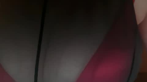 Snapshot of maskedflirt3 chatting on April 6, 2:42 am maskedflirt3 online show from April 6, 2:42 am