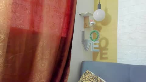 Scarlet  online show from September 9, 7:13 pm