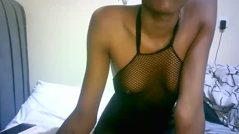 maskgang001 online show from September 15, 2:22 am