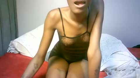 maskgang001 online show from October 10, 2:54 am