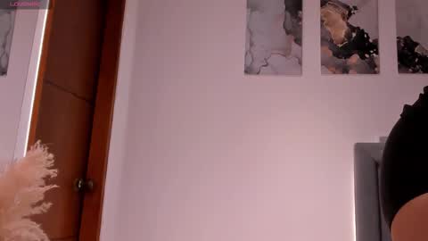 Mason Bennet online show from March 5, 8:05 pm