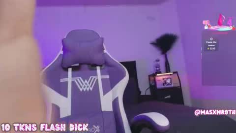 Mason Rothwell   online show from October 22, 9:53 am