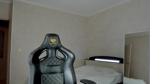 Mason online show from February 10, 9:47 pm