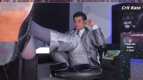 I am Massimo online show from November 11, 12:21 am