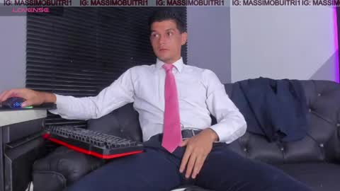 I am Massimo online show from April 13, 12:49 am