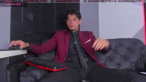 I am Massimo online show from July 20, 11:18 pm