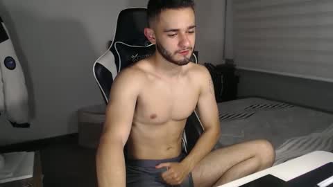 massimo online show from December 3, 11:14 pm