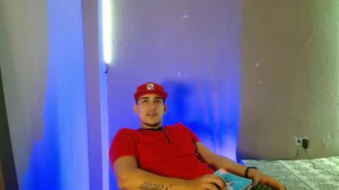 massimo_vidal online show from November 27, 6:43 pm