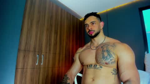 massimo online show from April 12, 5:40 pm