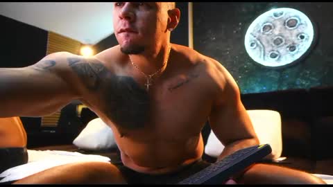 Snapshot of massimowalton2 chatting on November 2, 12:07 pm massimowalton2 online show from November 2, 12:07 pm