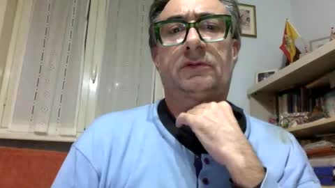 Snapshot of massimoxsempre chatting on December 4, 9:24 pm massimoxsempre online show from December 4, 9:24 pm