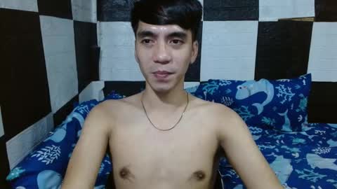 Snapshot of massive_boner02 chatting on November 10, 10:53 pm massive_boner02 online show from November 10, 10:53 pm