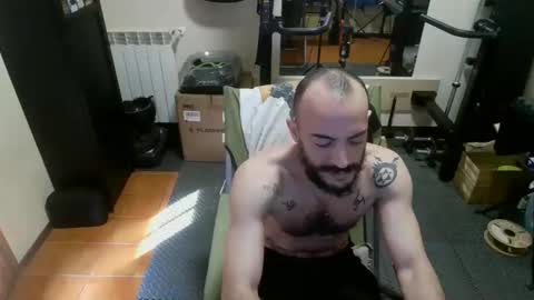 massivemax89 online show from March 23, 3:38 pm