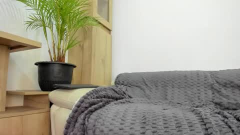 doriam online show from March 3, 1:28 pm