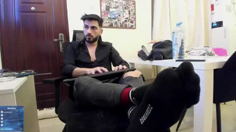 Snapshot of master9four chatting on February 26, 7:05 pm Matthew online show from February 26, 7:05 pm