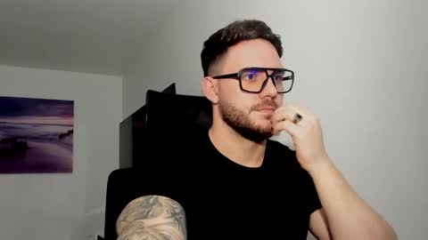 Alex online show from January 8, 9:22 am