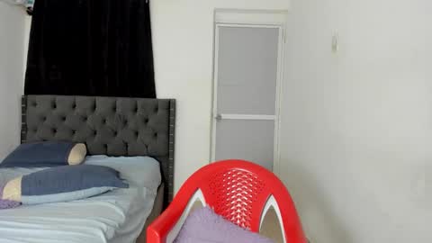 master_boy28 online show from February 21, 5:52 am