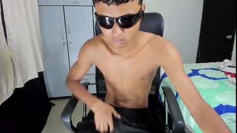 master_dominacion777 online show from February 21, 8:38 pm