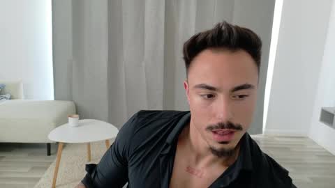 master_lukass online show from May 12, 1:19 pm