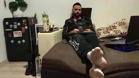 SIR online show from December 14, 3:47 pm