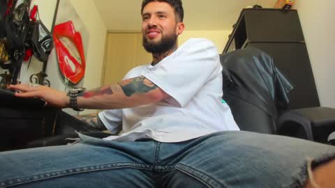 steven  online show from January 18, 8:40 pm