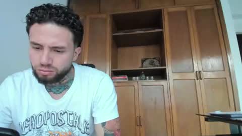 Snapshot of master_steven_01 chatting on July 29, 11:03 pm steven online show from July 29, 11:03 pm