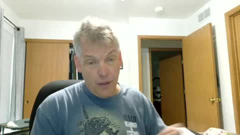 Snapshot of master_thorn chatting on June 14, 6:21 pm Master Thorn online show from June 14, 6:21 pm