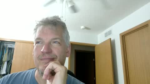 Snapshot of master_thorn chatting on June 25, 2:44 am Master Thorn online show from June 25, 2:44 am