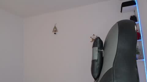 Alpha junior online show from March 13, 2:34 pm