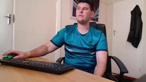 Snapshot of masterbrendanfagtax3 chatting on February 26, 5:39 am masterbrendanfagtax3 online show from February 26, 5:39 am