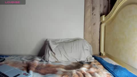 masterfiterotic online show from December 10, 12:17 am