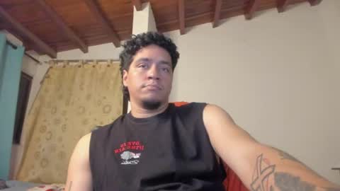 Juan Independent Model online show from July 11, 12:02 am