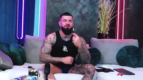 masterkingofmuscle online show from January 15, 7:05 am