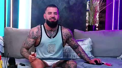 masterkingofmuscle online show from February 26, 8:48 am