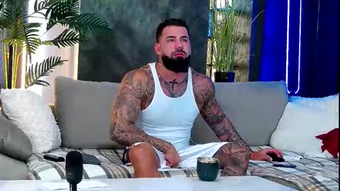 masterkingofmuscle online show from October 1, 6:52 am