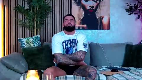 masterkingofmuscle online show from April 15, 7:58 pm