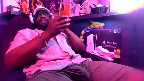 BlackMarvel online show from February 19, 7:15 am