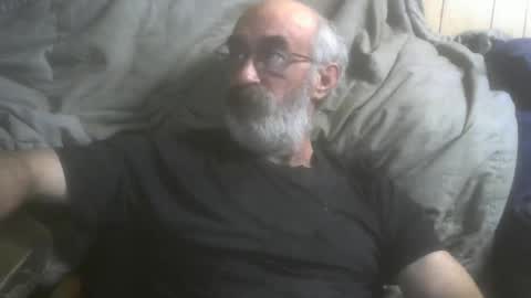Snapshot of mastermichael24 chatting on November 29, 2:03 am mastermichael24 online show from November 29, 2:03 am