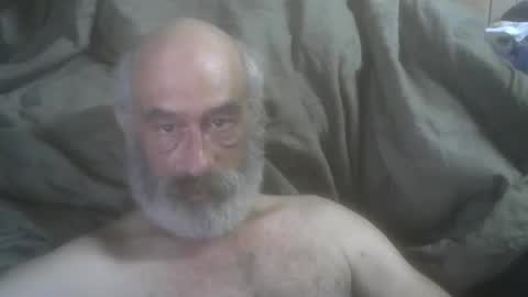Snapshot of mastermichael24 chatting on June 5, 11:54 pm mastermichael24 online show from June 5, 11:54 pm