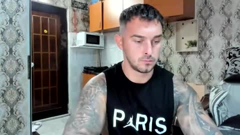 Snapshot of mastermusclejon chatting on September 17, 7:48 pm Jon online show from September 17, 7:48 pm