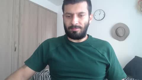 Snapshot of masterofinfatuation chatting on January 19, 1:01 pm   online show from January 19, 1:01 pm