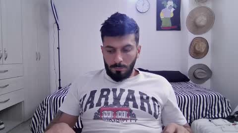 Snapshot of masterofinfatuation chatting on February 18, 3:43 pm   online show from February 18, 3:43 pm