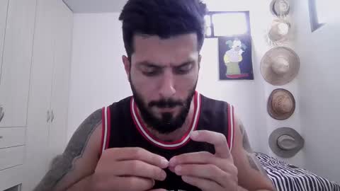 Snapshot of masterofinfatuation chatting on March 2, 3:59 pm   online show from March 2, 3:59 pm